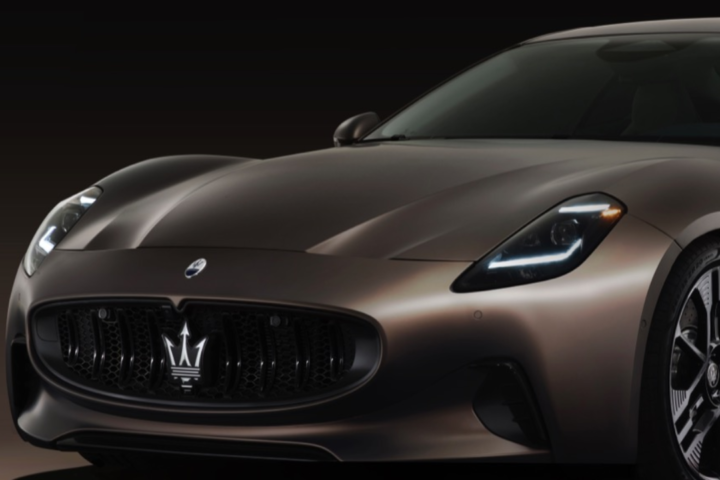 The Maserati Grancabrio Folgore is being praised as the planet's first-ever alluring electric convertible. And with fair reason. It's drop-dead stunning, seats four adults, and is the fastest fully electric drop-top in the world.