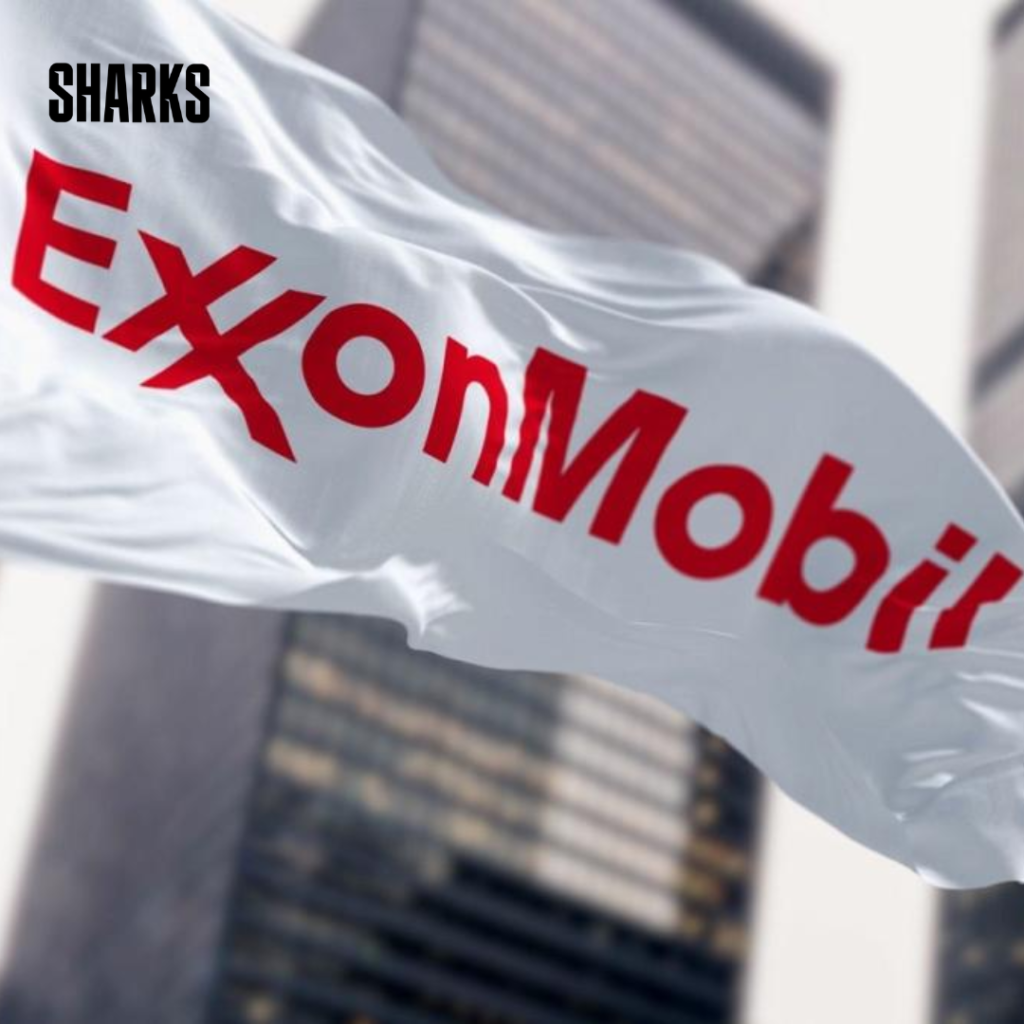 Exxon Mobil recorded an outstanding second-quarter profit of $9.2 billion, far above analysts' estimates.