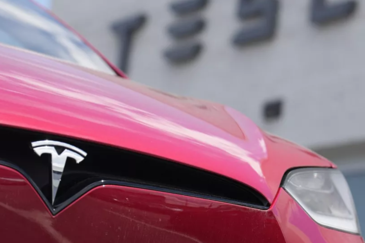 Tesla Inc. raised exports from its Shanghai manufacturing by roughly 15% in July, ending a string of monthly drops in output.